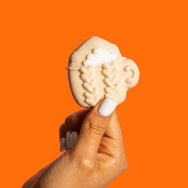 Cream Sweater Sipper